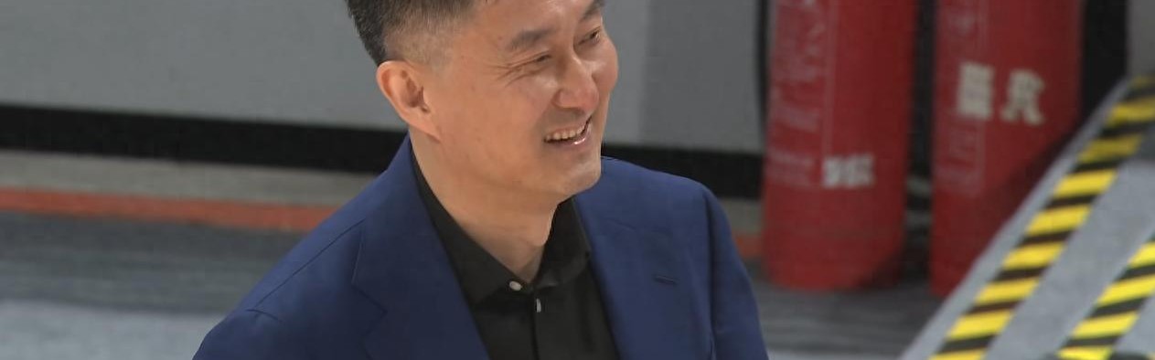 MK体育登录入口-广东为何3分被投爆？媒体人怒喷2人：他俩哪里能跟上曾凡博的腿脚